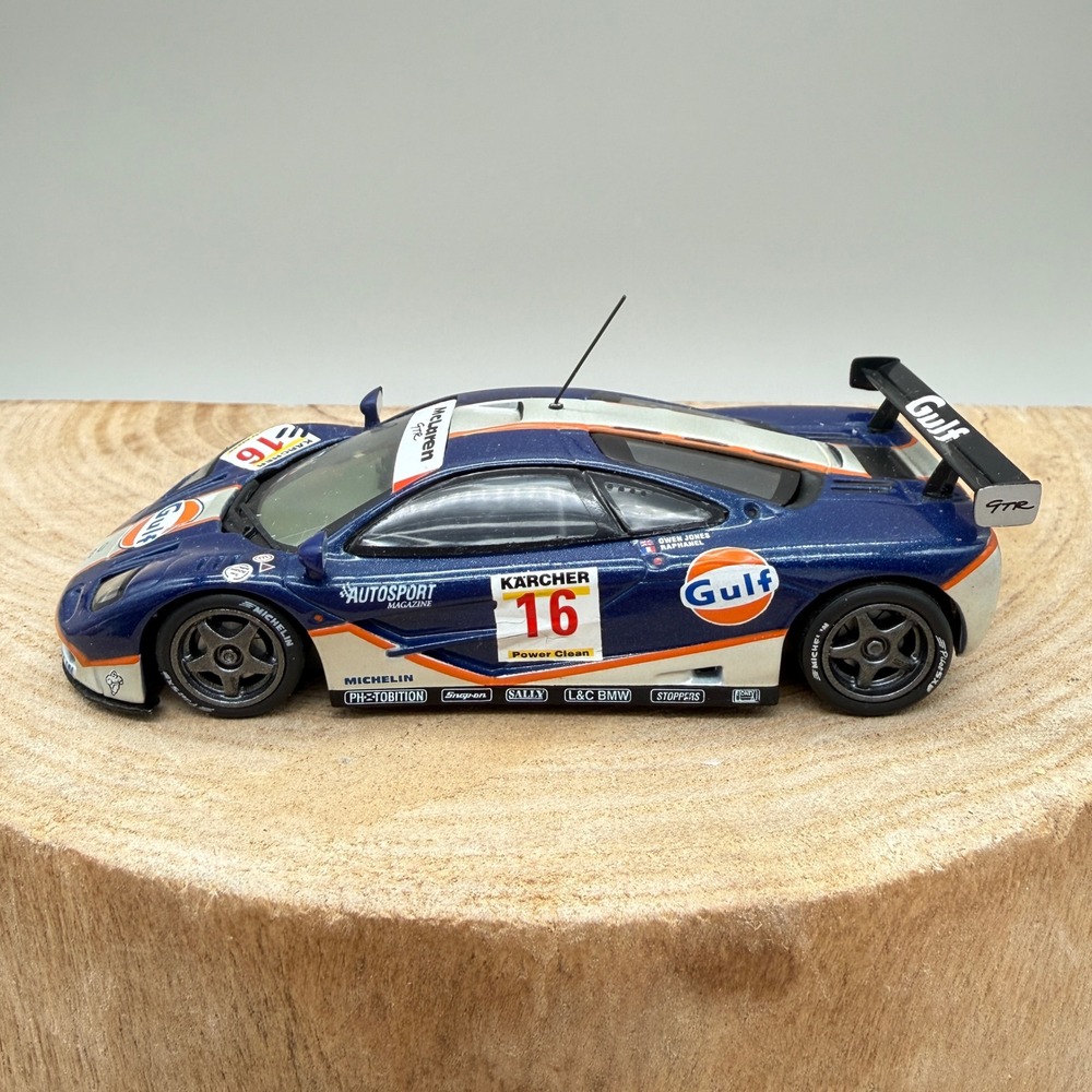 Minichamps McLaren F1 GTR Gulf Racing #16 Owen Jones Raphanel 1:43 Diecast Car